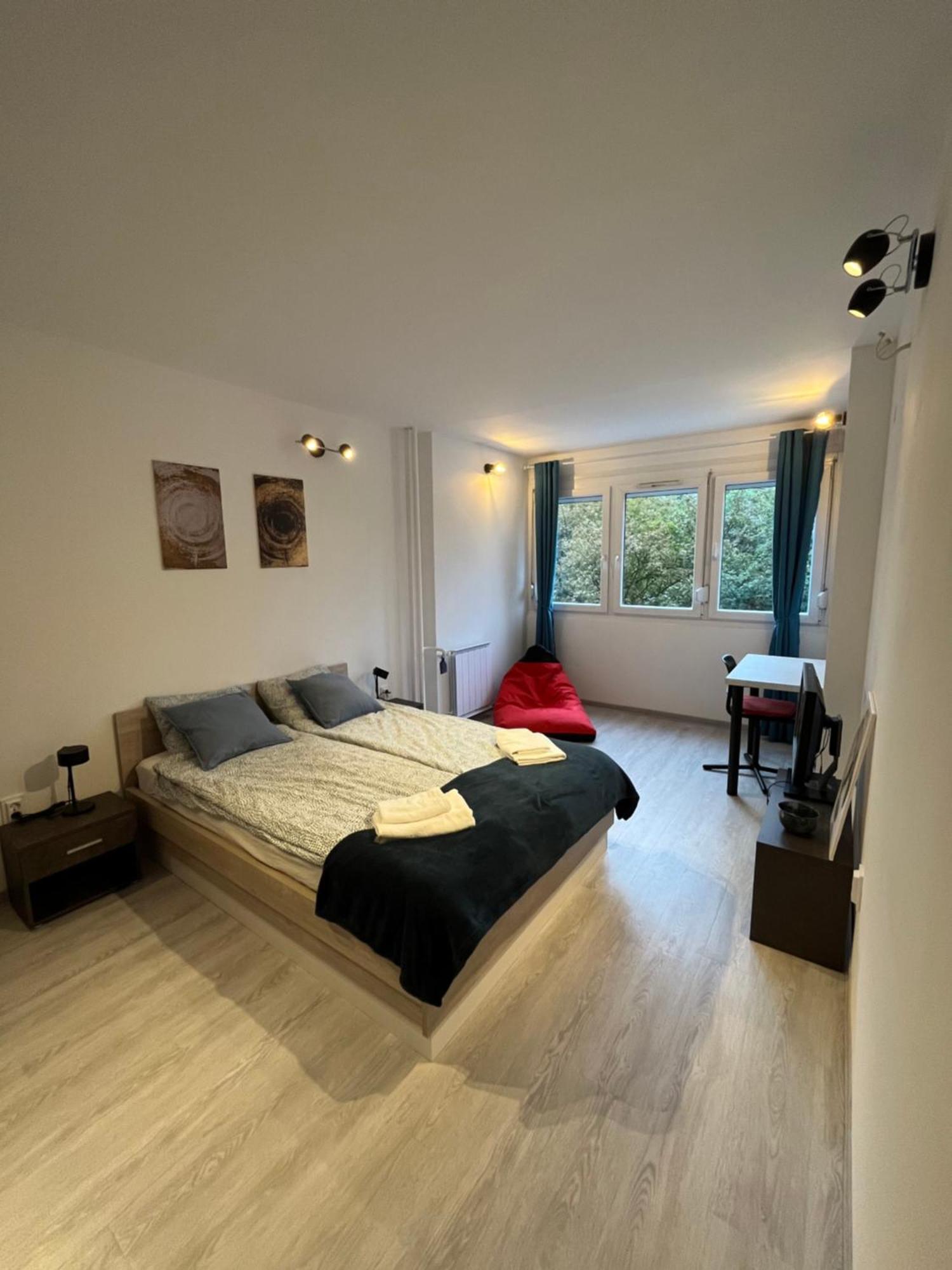 Milad Apartment
